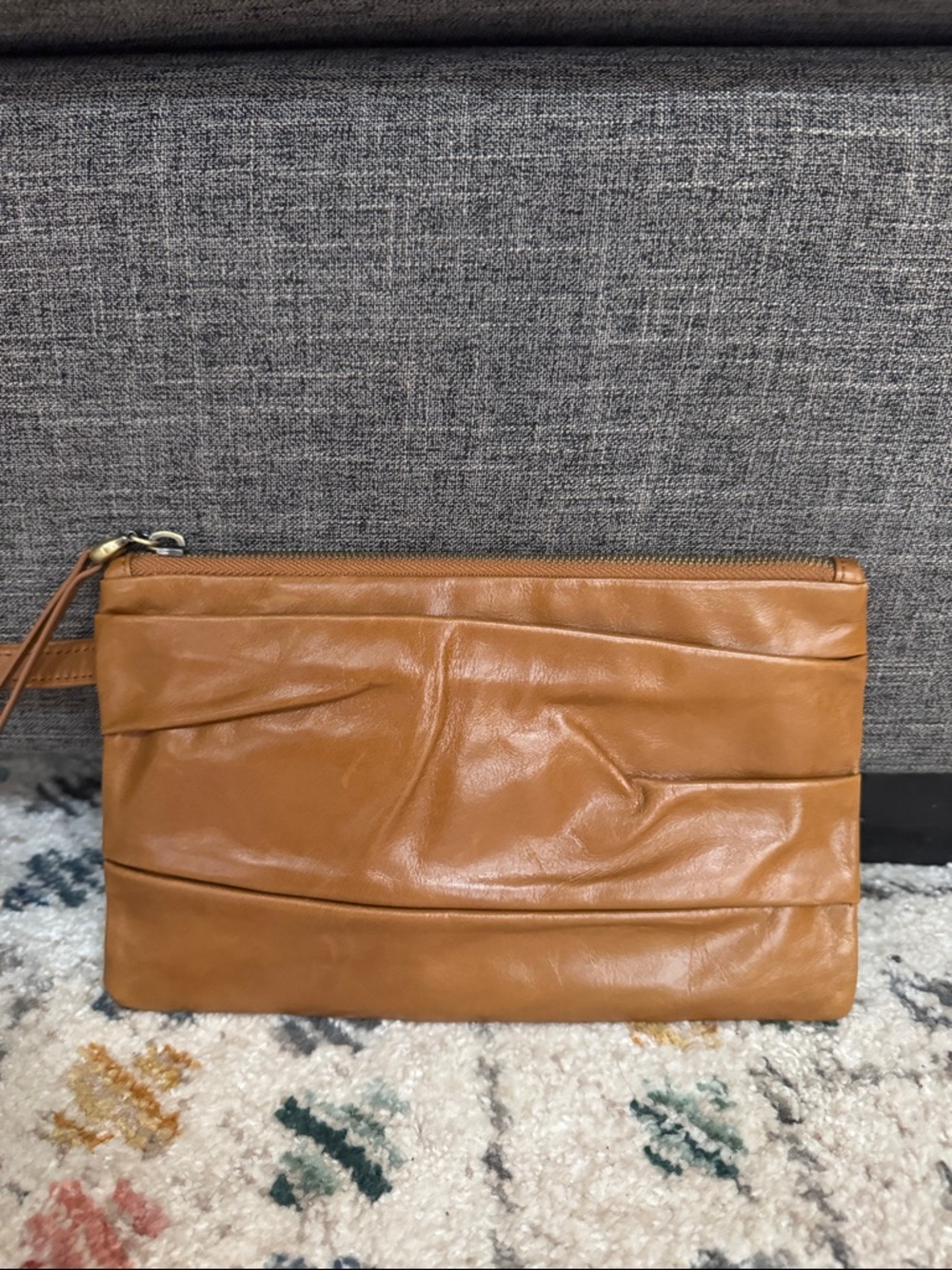 HOBO International Leather Wristlet Clutch Brown Soft Slouchy Zip - Picture 2 of 8
